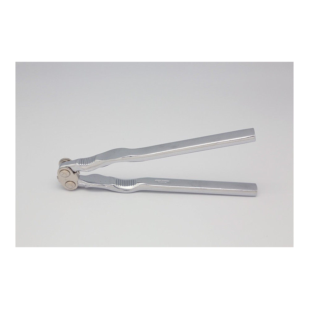 Casse noix casse noisette réversible inox forgé